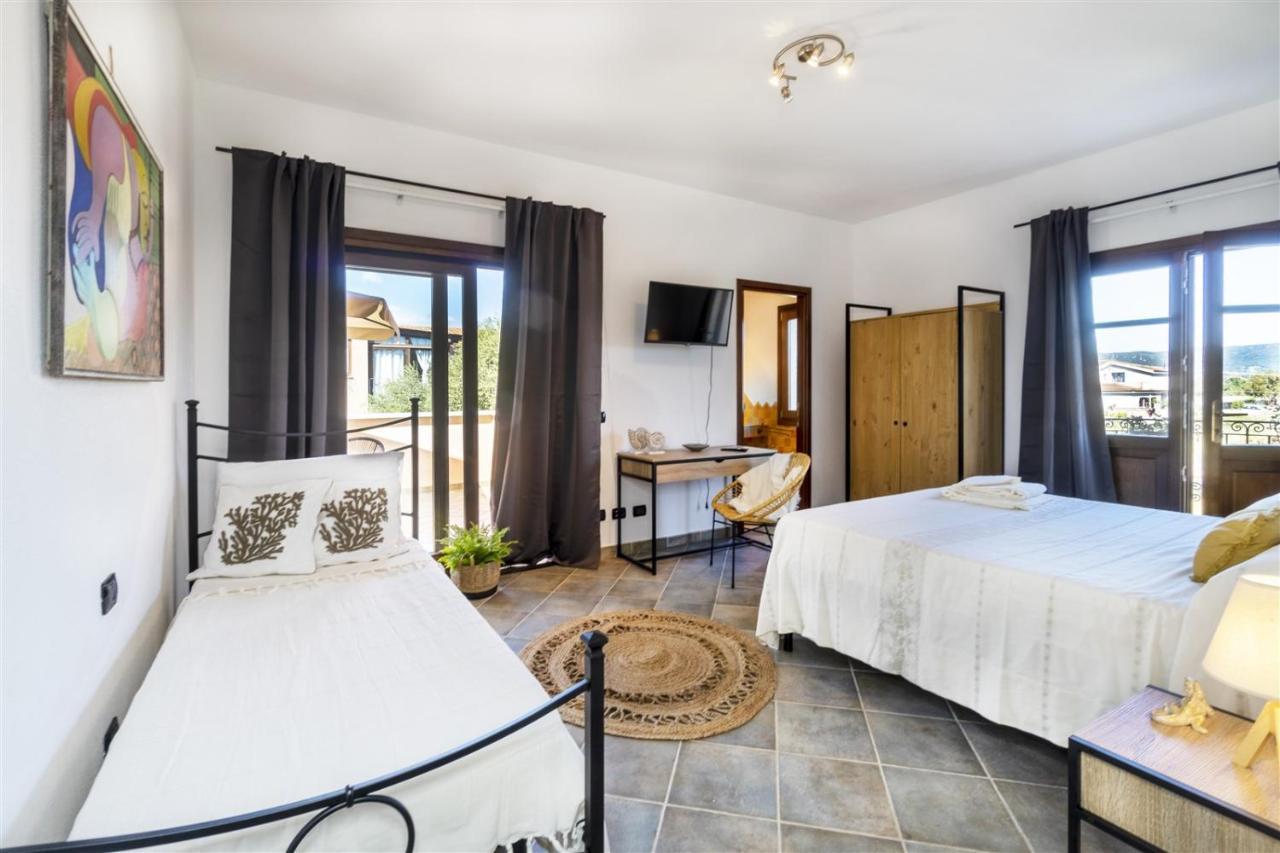 Villa La Maison D'Anna Maria - Lt - Pms Casevacanze 올비아 외부 사진