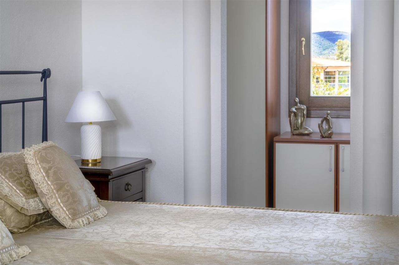 Villa La Maison D'Anna Maria - Lt - Pms Casevacanze 올비아 외부 사진