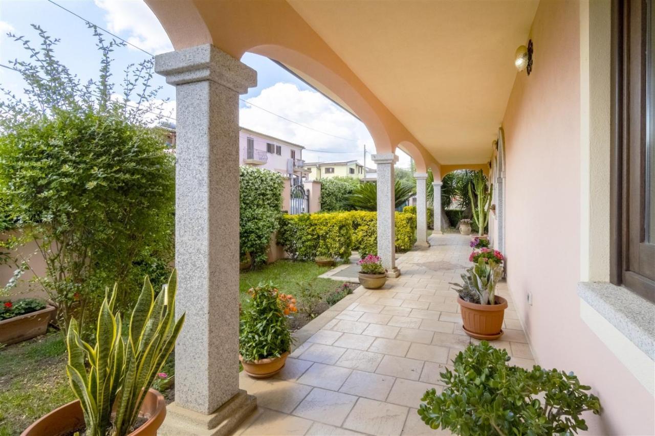 Villa La Maison D'Anna Maria - Lt - Pms Casevacanze 올비아 외부 사진
